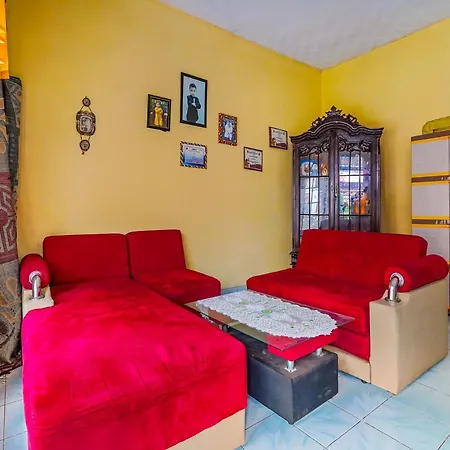 Oyo Homes 91002 Eco Tourism Desa Cibodas Areng 3 Syariah